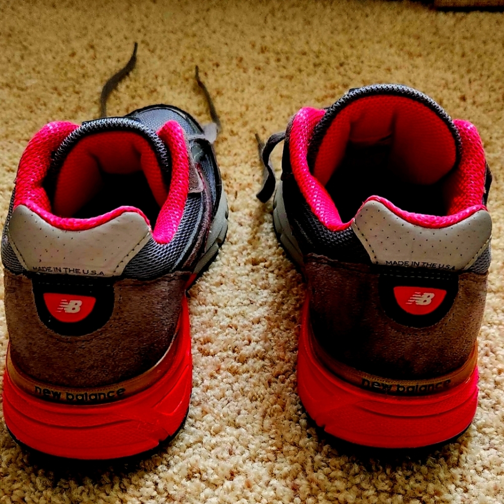 COPY - New Balance women's running/walking shoe 990 4